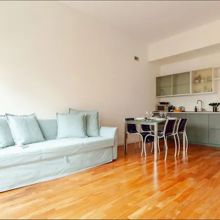 Elegante Appartamento In Corso Garibaldi Milan Exterior photo